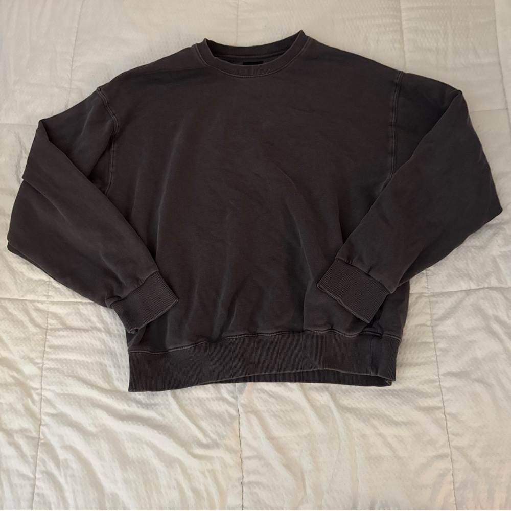 RSQ Black Crewneck Sweater Classic Knit Design
